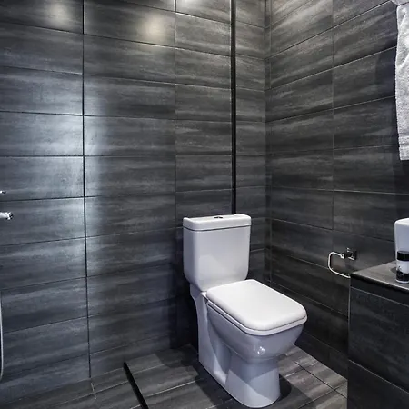 Atlas 4* העיירה סקיאתוס